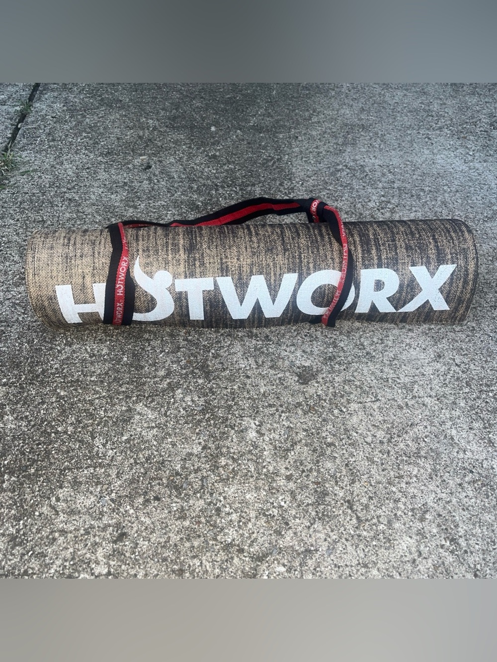 Hotworx Exercise Yoga Mat 72" x 24" Non-Slip Textured Hemp Fiber And Carry Strap